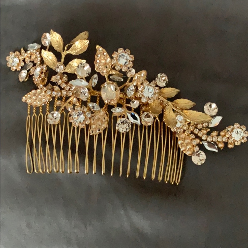 Wedding Swarovski Gold Colored Hair Clip